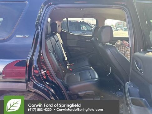 Used 2021 GMC Acadia SLT w/ Technology Package image 11