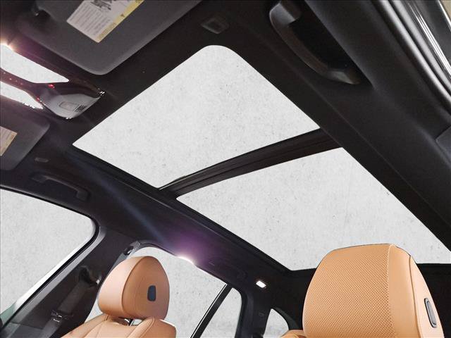 Certified 2026 BMW X5 sDrive40i w/ Parking Assistance Package RWD image 16