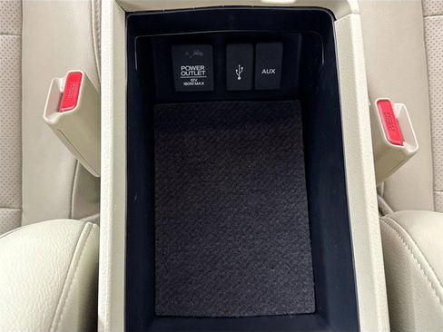 Used 2018 Acura ILX w/ Technology Plus Package image 39