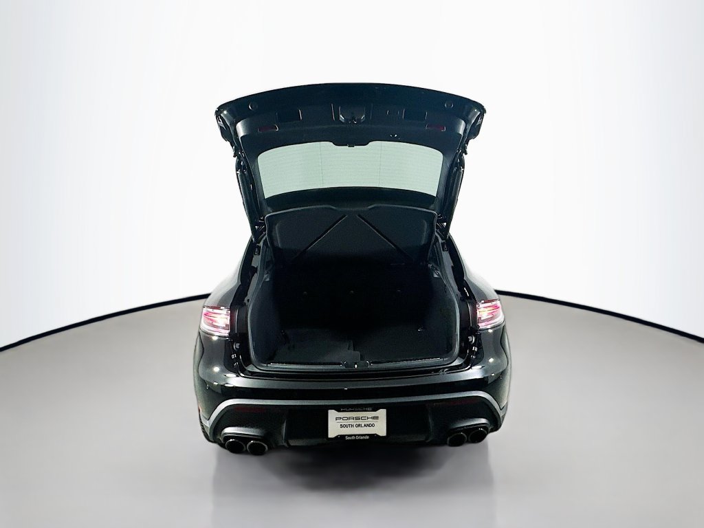 Certified 2026 Porsche Macan Turbo AWD/4WD image 27