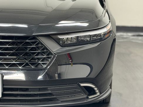 Used 2024 Honda Accord Sport image 8