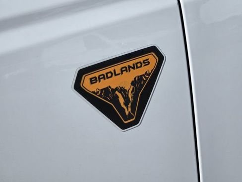 New 2025 Ford Bronco Badlands AWD/4WD image 7