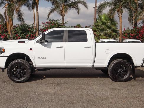 Used 2020 RAM 2500 Laramie w/ Night Edition AWD/4WD image 5
