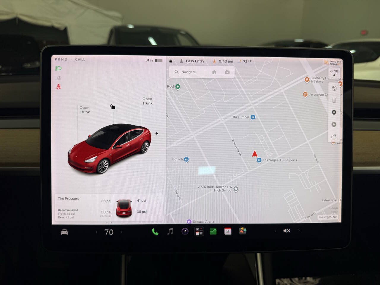Used 2018 Tesla Model 3 Long Range AWD/4WD image 12