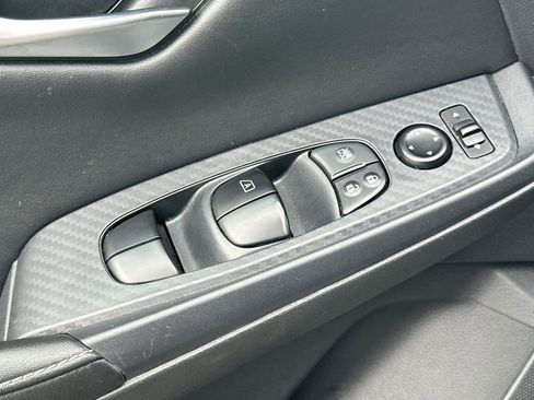 Used 2024 Nissan Sentra SV image 13