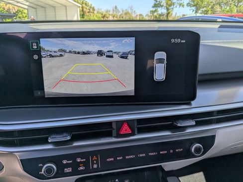 Certified 2025 Kia Sorento EX w/ Panoramic Sunroof Package FWD image 25
