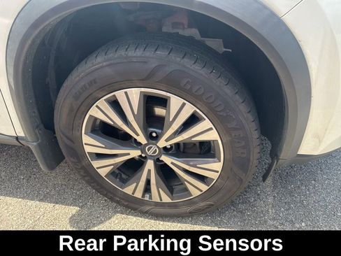 Used 2021 Nissan Rogue SV image 5