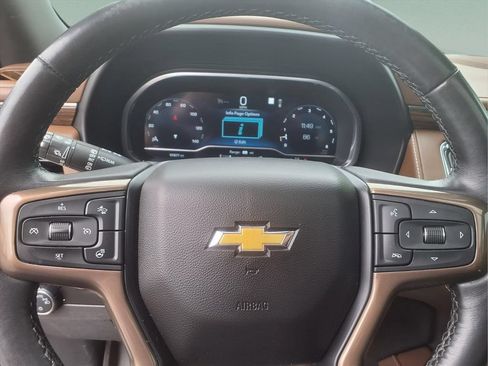 Used 2023 Chevrolet Tahoe High Country w/ Premium Package 2 AWD/4WD image 29