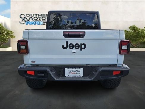 New 2024 Jeep Gladiator Sport image 4