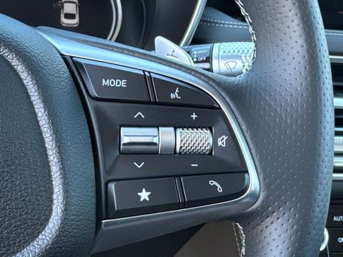 Used 2026 Genesis G70 2.5T Prestige image 25