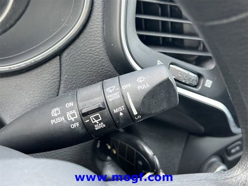 Used 2020 Jeep Cherokee Latitude image 13