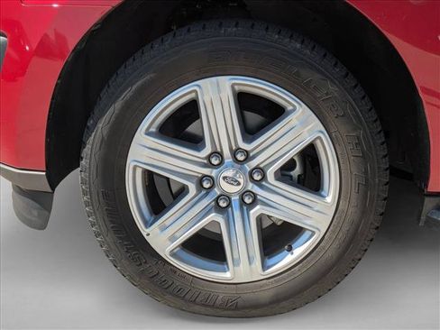 Used 2020 Ford Expedition XLT w/ Equipment Group 202A AWD/4WD image 9