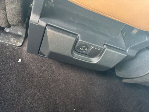 Used 2022 Ford F150 Lariat w/ Bed Utility Package image 16