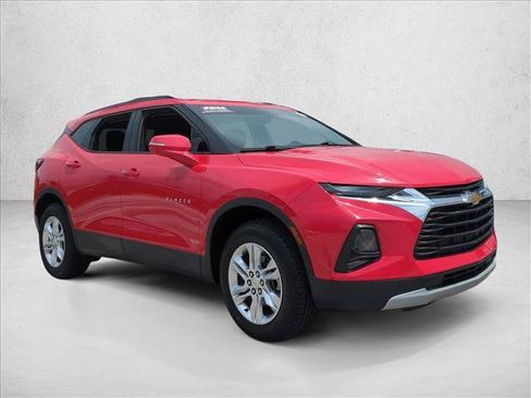 Used 2019 Chevrolet Blazer LT FWD image 3