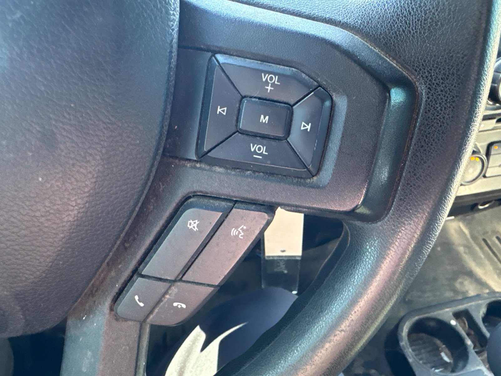 Used 2016 Ford F150 XLT AWD/4WD image 15