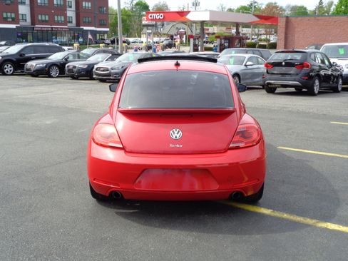 Used 2012 Volkswagen Beetle 2.0T image 13