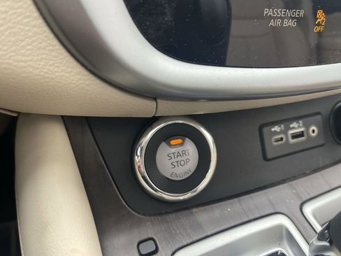 Used 2019 Nissan Murano Platinum w/ Cargo Package image 15