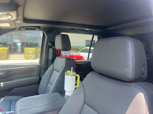 Used 2026 Chevrolet Tahoe Z71 w/ Comfort Package AWD/4WD image 5