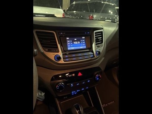 Used 2016 Hyundai Tucson SE w/ Option Group 02 image 12