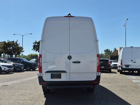 New 2026 Mercedes-Benz Sprinter 2500 image 8