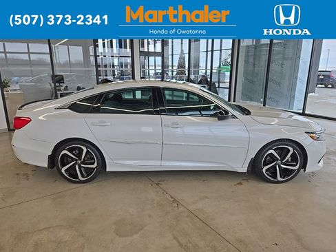 Used 2021 Honda Accord Sport image 6