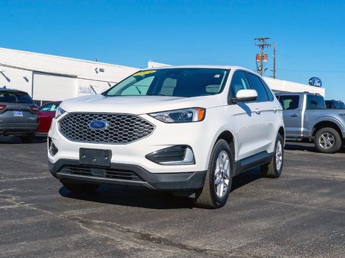 Used 2024 Ford Edge SEL image 10