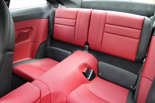 Used 2025 Porsche 911 Carrera RWD image 11