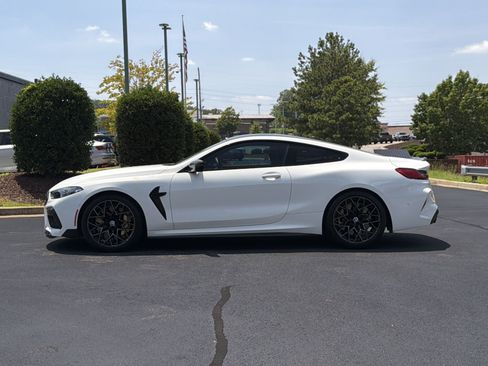 Used 2023 BMW M8 Competition w/ M Carbon Exterior Package AWD/4WD image 11