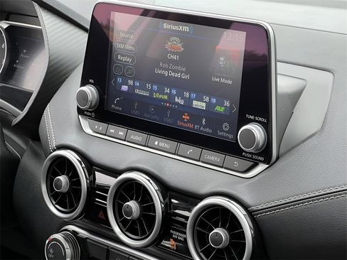 Used 2024 Nissan Sentra SV image 30