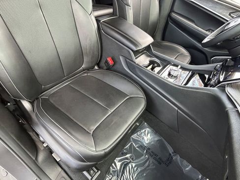 Used 2025 Jeep Grand Cherokee L Limited w/ Luxury Tech Group II image 50