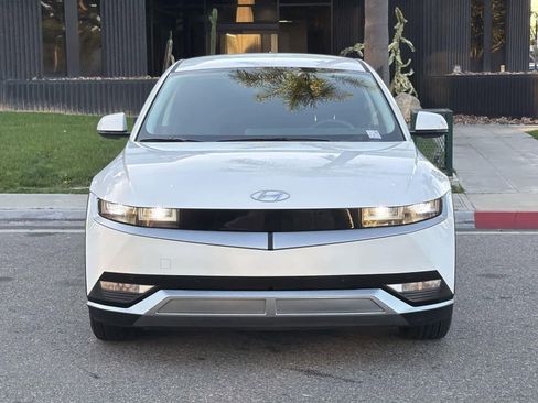 Used 2024 Hyundai Ioniq 5 SEL image 2