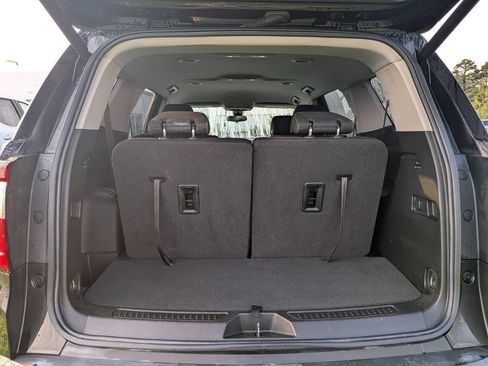 Used 2022 GMC Acadia SLE w/ Driver Convenience Package FWD image 24