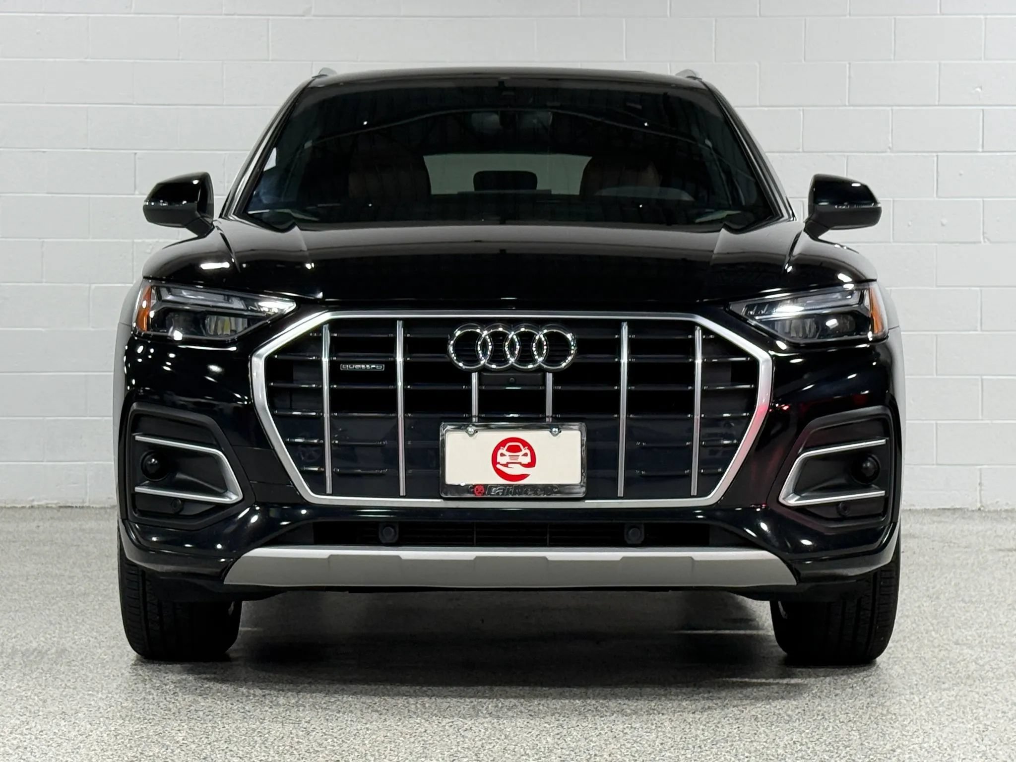 Used 2021 Audi Q5 2.0T Premium Plus w/ Premium Plus Package AWD/4WD image 3