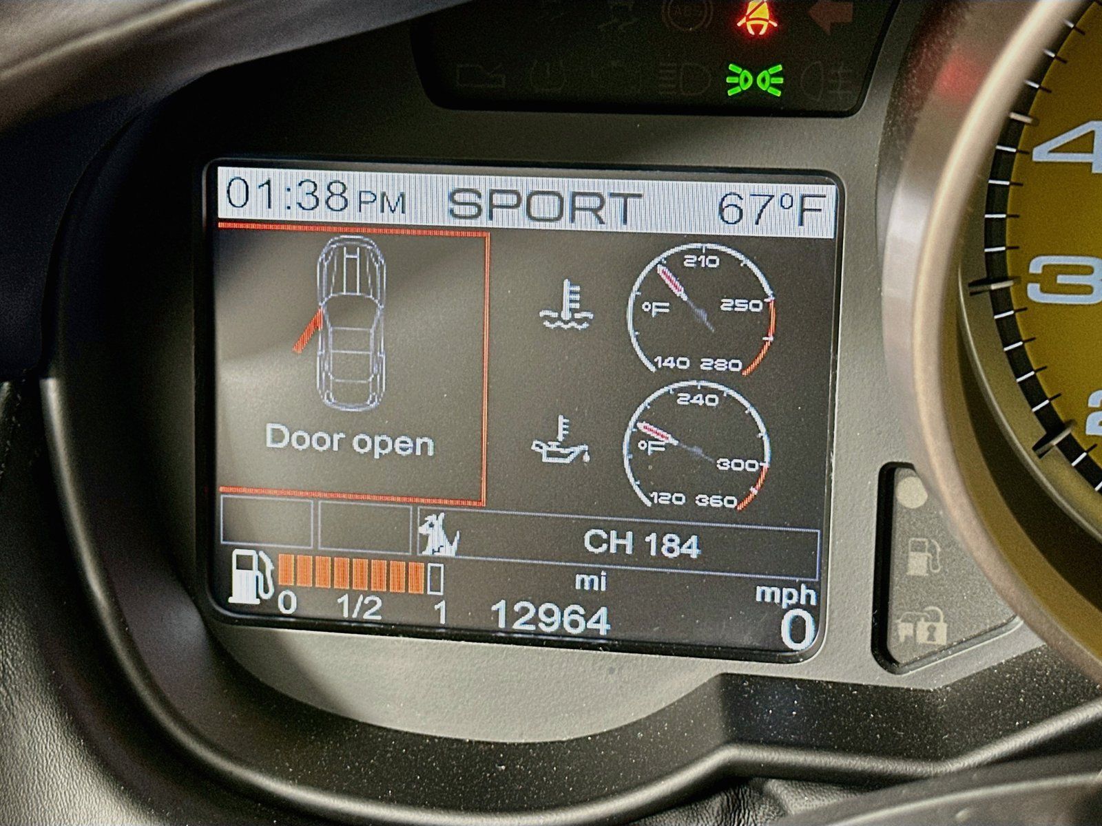 Used 2014 Ferrari California RWD image 23