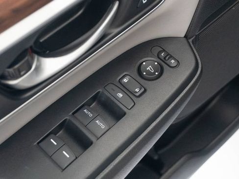 Certified 2022 Honda CR-V EX-L image 7