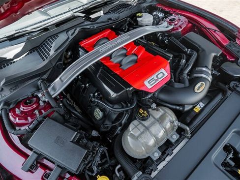 Used 2016 Ford Mustang GT RWD image 17
