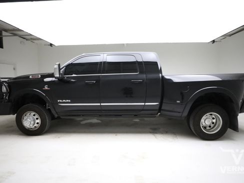 Used 2024 RAM 3500 Limited image 2