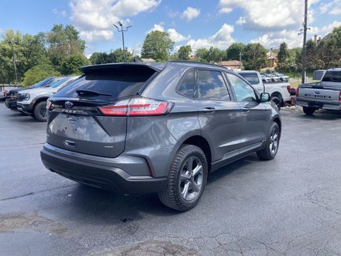 Used 2024 Ford Edge SEL w/ Sport Appearance Package AWD/4WD image 4