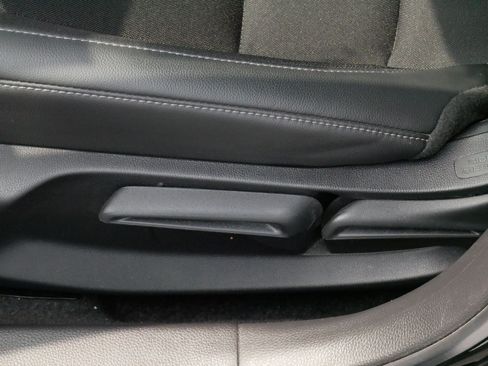 Used 2025 Honda Civic Sport image 20