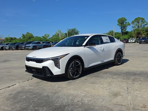 New 2026 Kia K4 GT-Line FWD image 4