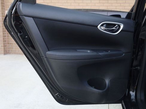 Used 2017 Nissan Sentra SV w/ Style Package FWD image 20