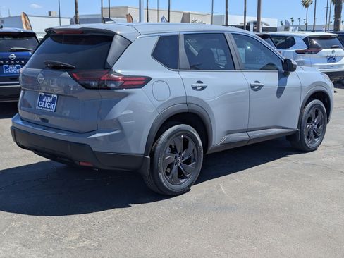 New 2026 Nissan Rogue SV FWD image 2