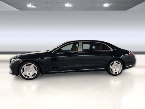 New 2026 Mercedes-Benz Maybach S 680 4MATIC image 2
