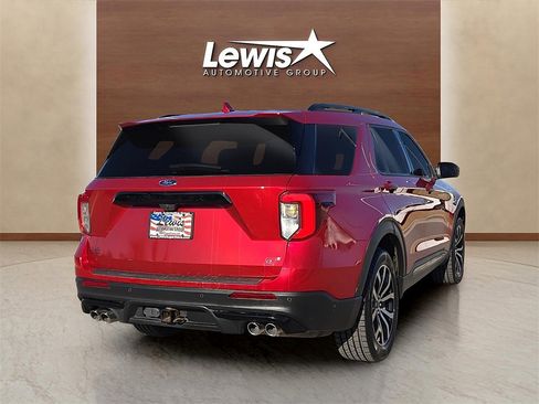 Used 2020 Ford Explorer ST w/ Premium Technology Package image 4