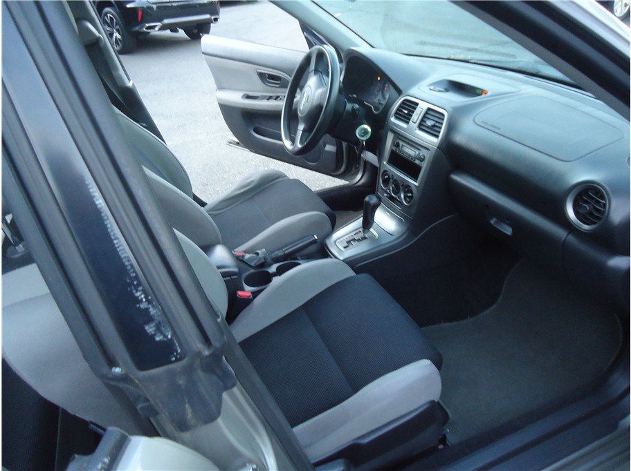 Used 2006 Subaru Impreza 2.5i AWD/4WD image 15