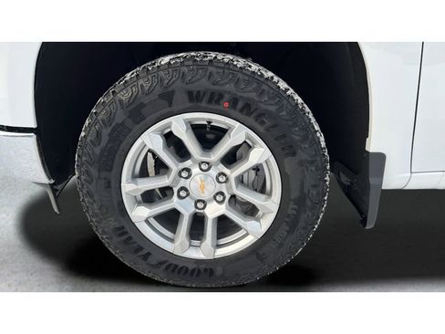 New 2026 Chevrolet Silverado 1500 LT image 34