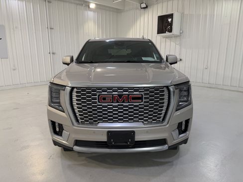 Used 2023 GMC Yukon Denali image 8