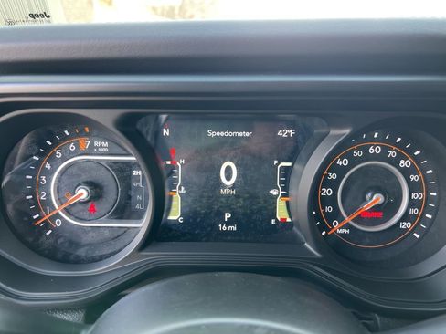 New 2026 Jeep Gladiator Mojave image 14