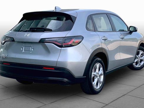 Used 2023 Honda HR-V LX image 12