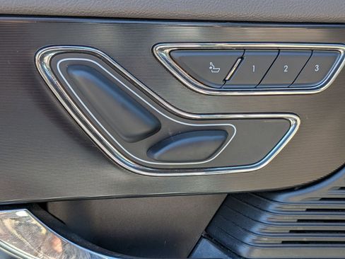 Used 2020 Lincoln Corsair FWD w/ Premium Package image 16